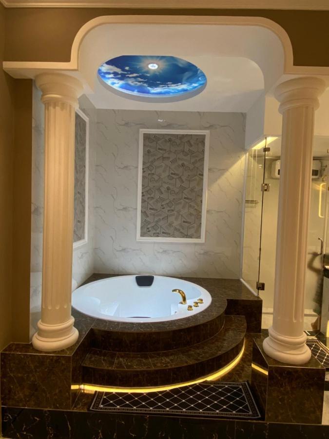 Phuoc Hung 1 Hotel Vĩnh Long Kültér fotó