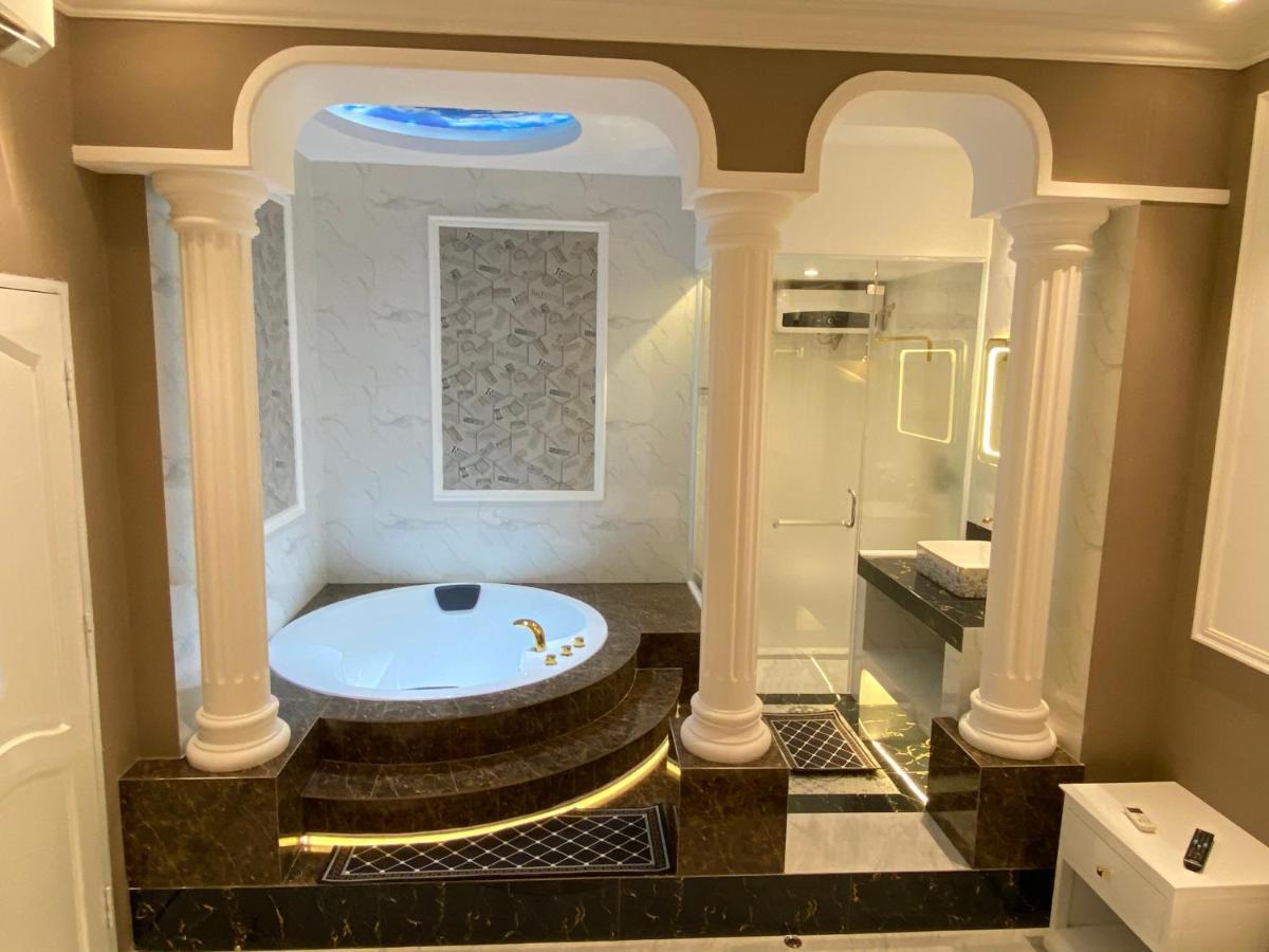 Phuoc Hung 1 Hotel Vĩnh Long Kültér fotó
