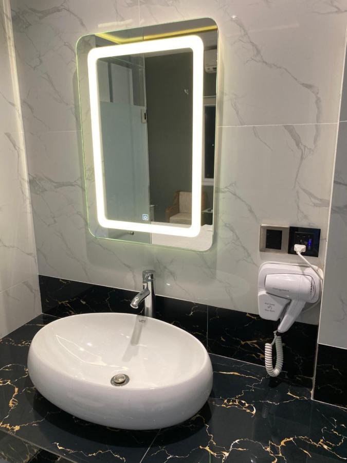 Phuoc Hung 1 Hotel Vĩnh Long Kültér fotó